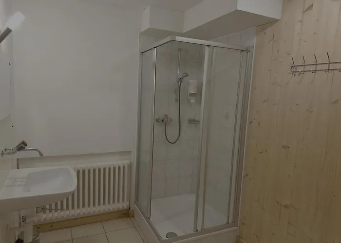 Le Chaudron In Out *