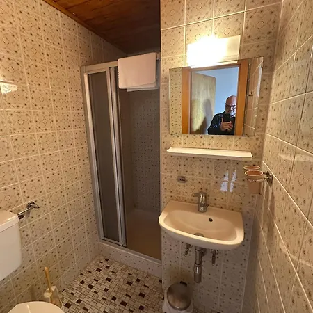 Hotel Le Chaudron In Out