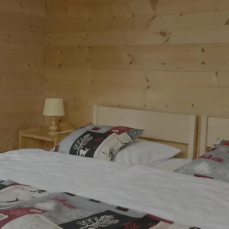 Le Chaudron In Out * Champéry