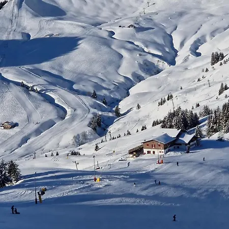 Le Chaudron In Out Szálloda